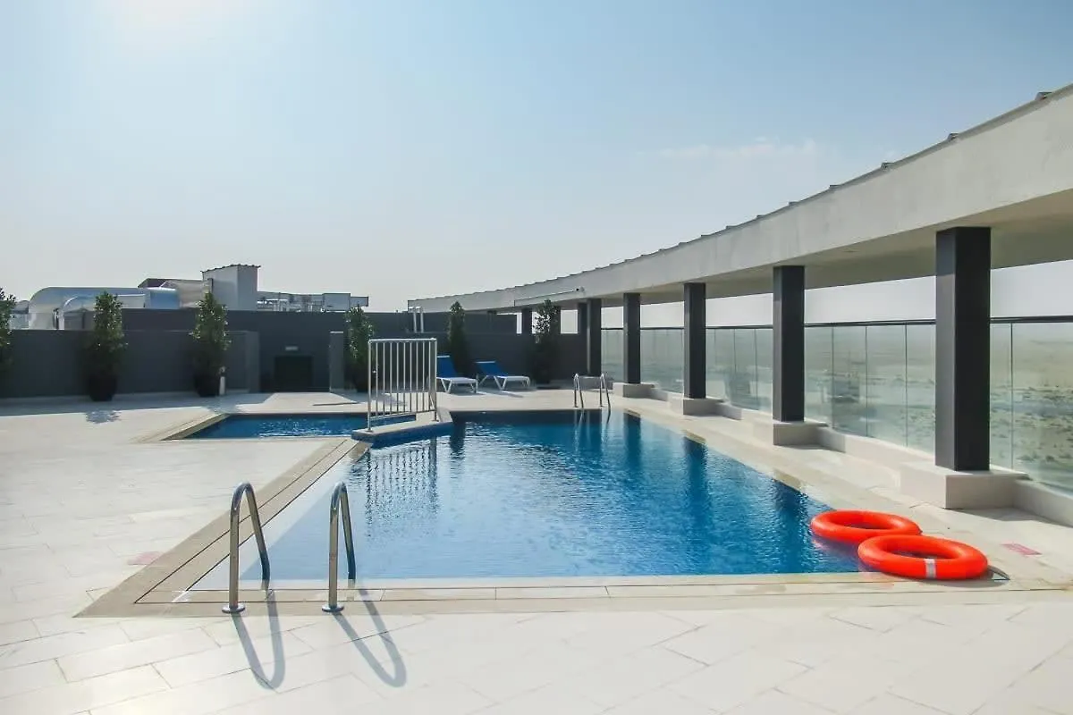 Frank Porter - Majestique Residence Dubai 0*,